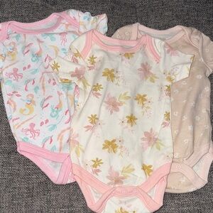 Le top Bebe size 0-3 month baby girl one piece pink bundle
